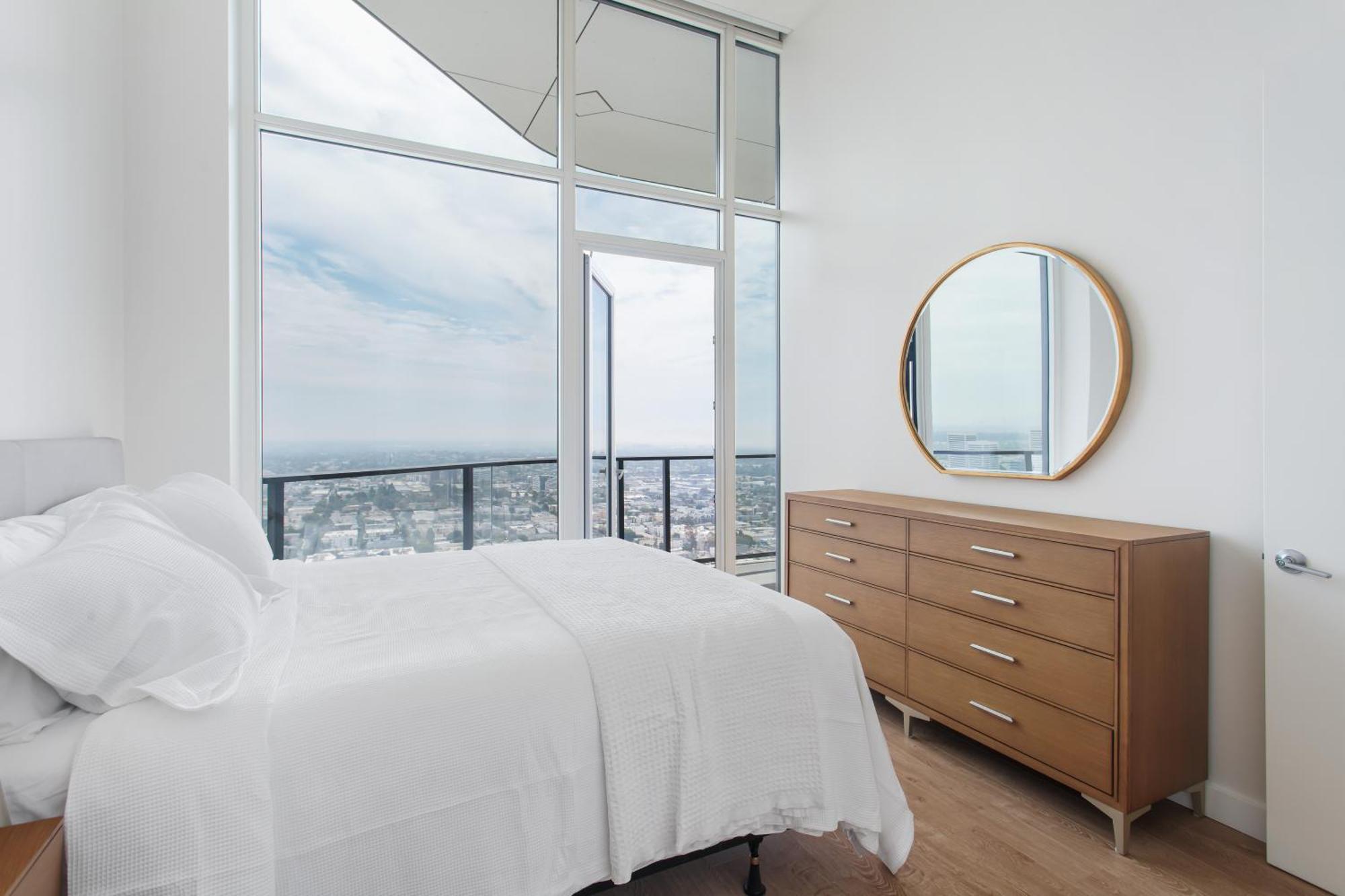 Luxury Penthouse With Stunning Views